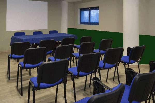 Der grüne Konferenzsaal